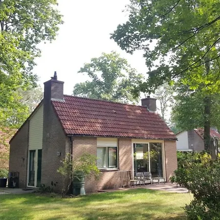 Holiday home Natuurpark Calluna Midden In De Natuur!