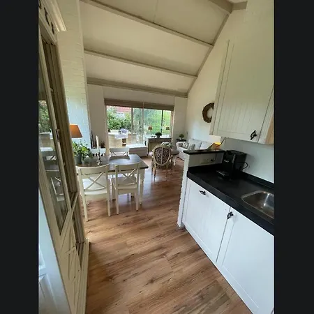 Holiday home Natuurpark Calluna Midden In De Natuur! Harfsen